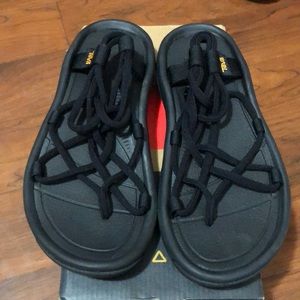 TEVA HURRICANE XLT INFINITY